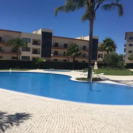 3 Bedroom With Pool In Lagos