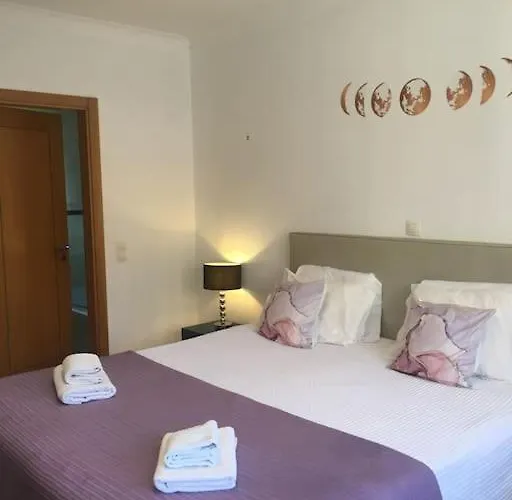 3 Bedroom With Pool In דירה לאגוּ‏ש