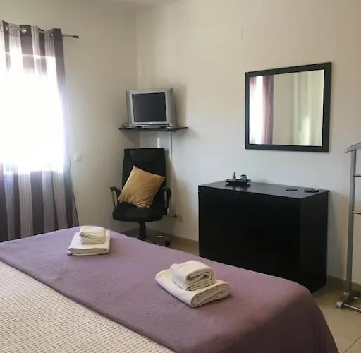 3 Bedroom With Pool In