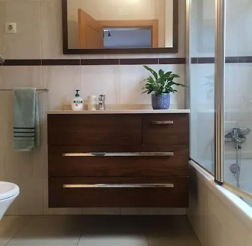 3 Bedroom With Pool In דירה *